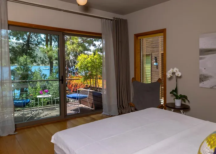 Miamai Butik - Sadece Yetiskin 3*