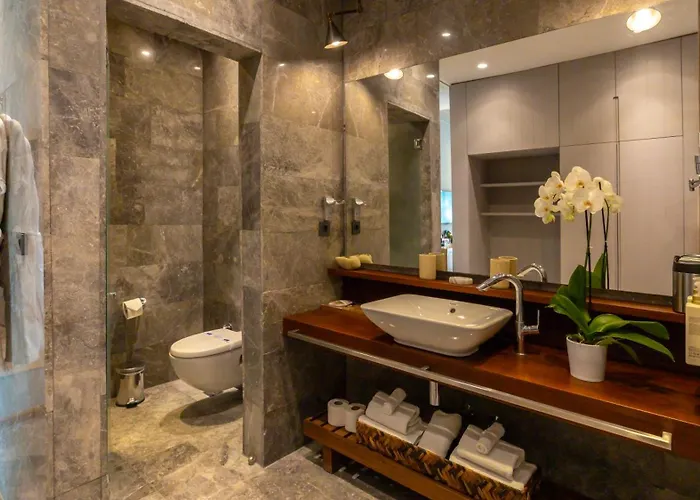 Miamai Butik - Sadece Yetiskin 3*