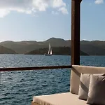 Miamai Boutique - Adult Only 3*