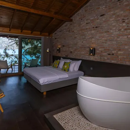 Miamai Boutique - Adult Only 3* ボズブルン