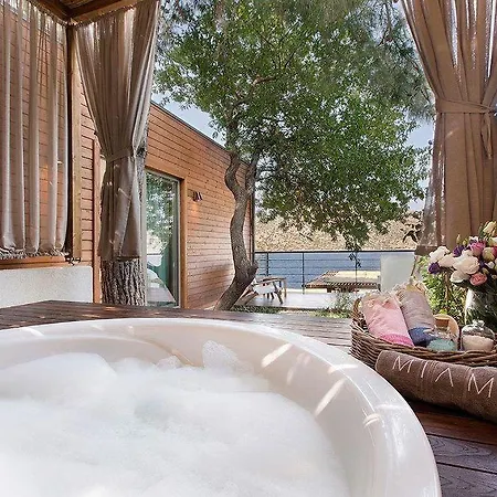 Miamai Boutique - Adult Only Hotel