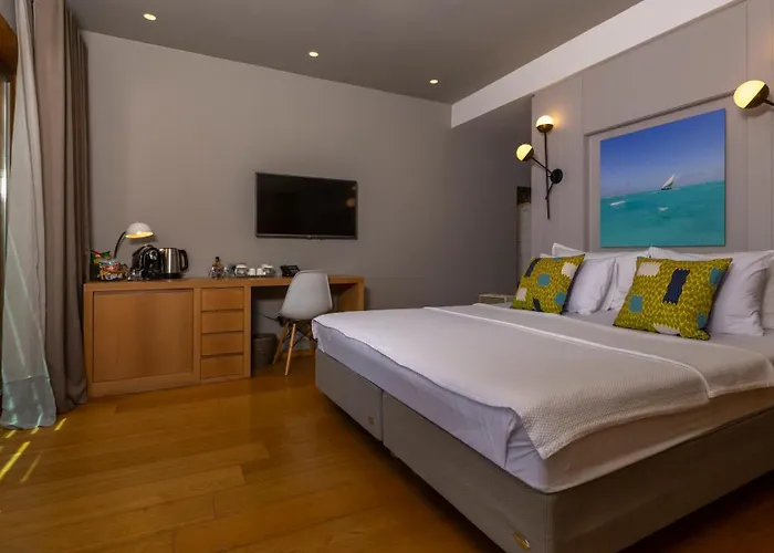 Miamai Boutique - Adult Only Hotel